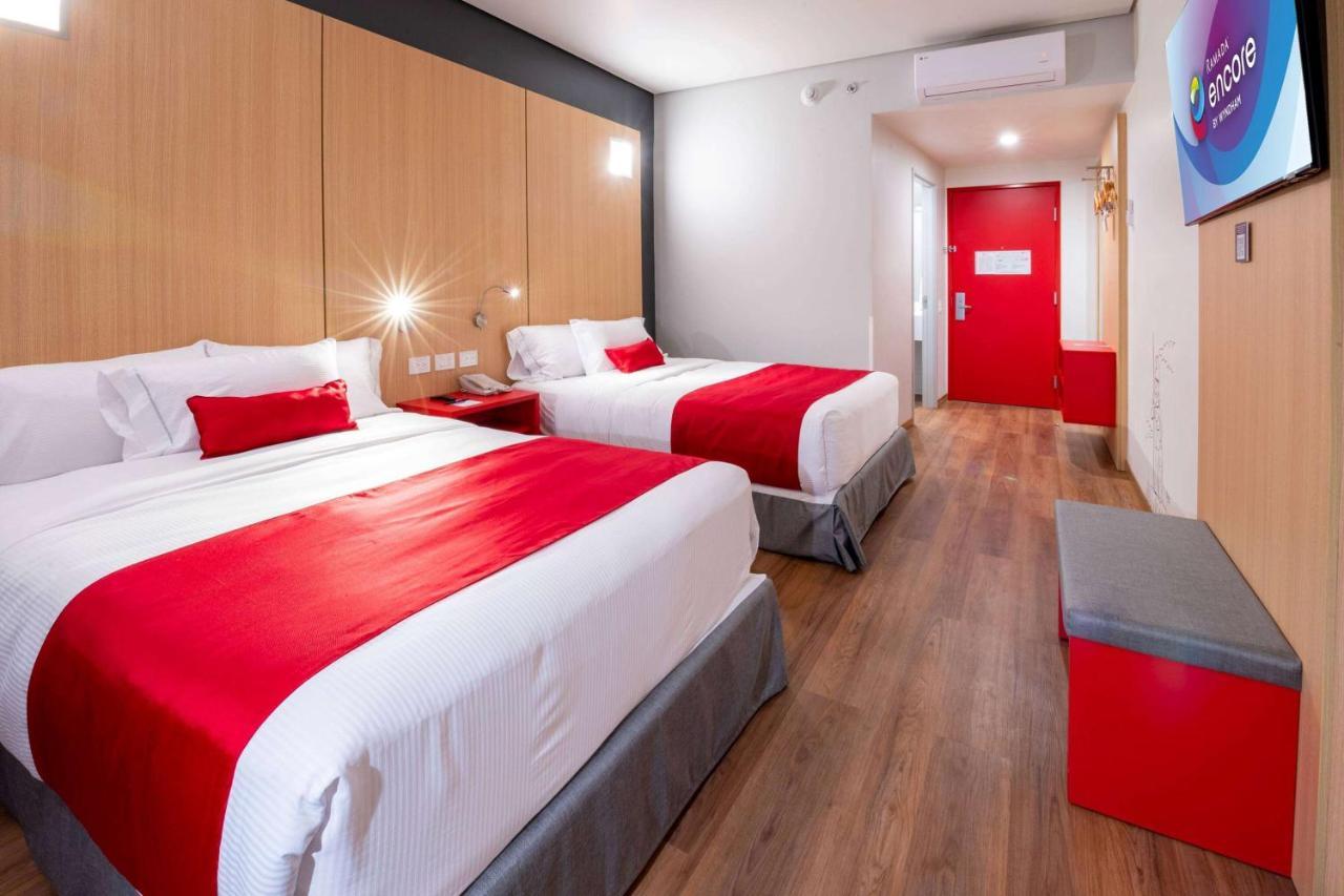 Ramada Encore By Wyndham Guadalajara Aeropuerto Las Pintas Buitenkant foto