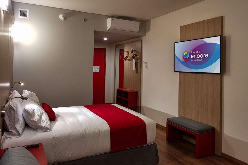 Ramada Encore By Wyndham Guadalajara Aeropuerto Las Pintas Kamer foto