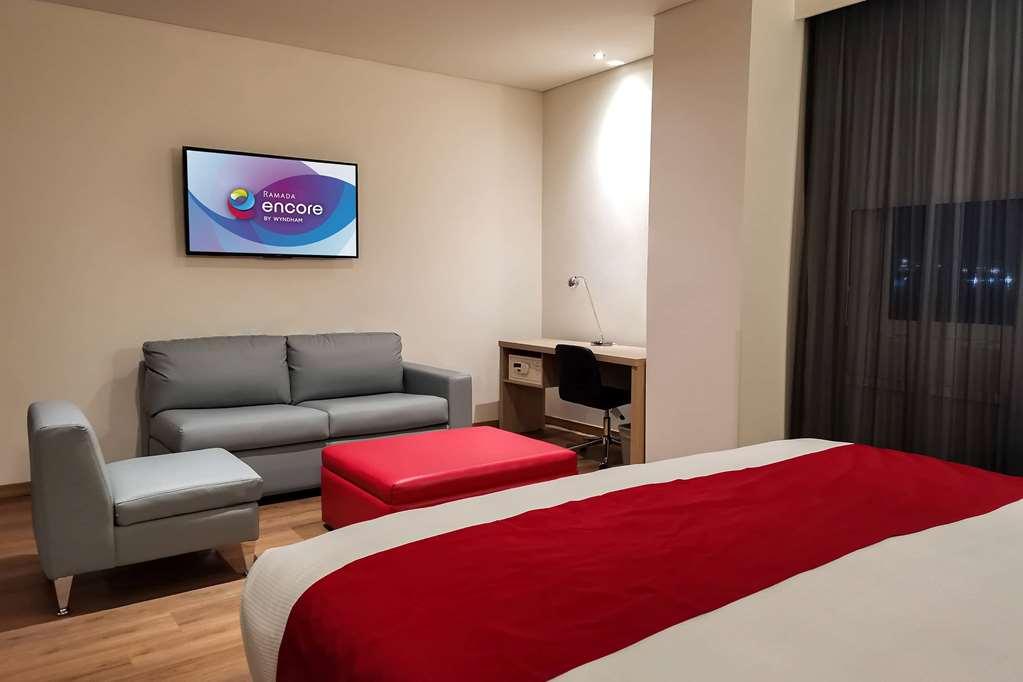 Ramada Encore By Wyndham Guadalajara Aeropuerto Las Pintas Kamer foto