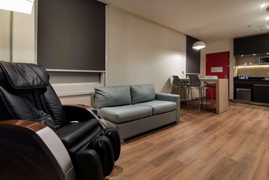 Ramada Encore By Wyndham Guadalajara Aeropuerto Las Pintas Kamer foto